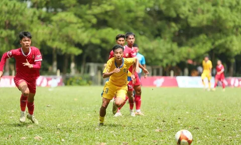 Vòng chung kết Giải Bóng đá vô địch U17 quốc gia 2026: U17 Hà Nội sớm giành vé vào tứ kết, U17 Sông Lam Nghệ An hủy diệt đối thủ