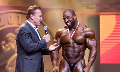 Nhà vô địch giải thể hình Arnold Classic 2017 đột tử ở tuổi 44