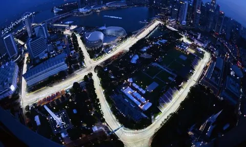 Vé vào cửa Grand Prix Singapore giá tới 7.500USD bán hết trong vài tiếng
