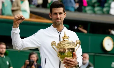 Djokovic sẽ dự Wimbledon, Federer hứa hẹn trở lại vào tháng 10