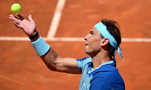 Nadal thắng dễ ngày trở lại