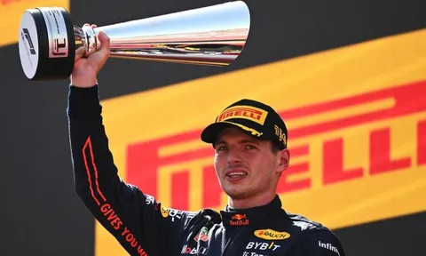 Verstappen vô địch chặng đua Công thức 1 tại Tây Ban Nha