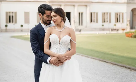 Vợ của Ilkay Gundogan tiết lộ ảnh cưới