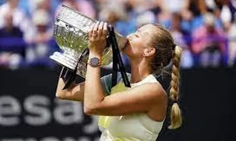 Kvitova và Fritz vô địch Eastbourne International