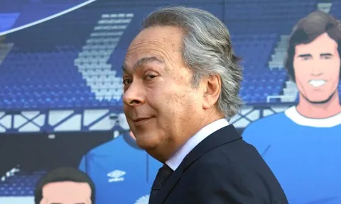 Úp mở tin đồn Everton bị bán