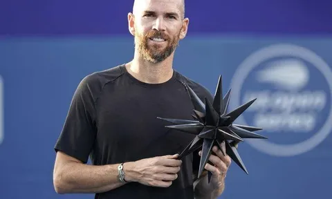 Mannarino làm nên lịch sử khi vô địch Winston-Salem Open