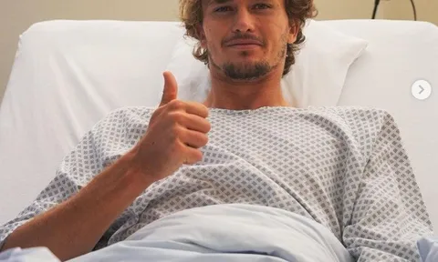 Zverev trì hoãn kế hoạch trở lại vì chấn thương mới