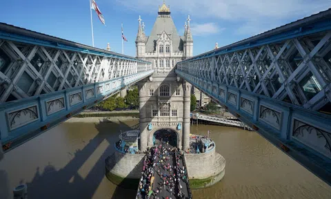 Những hình ảnh dễ thương tại cuộc thi chạy London Marathon 2022