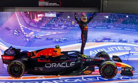 Sergio Perez đăng quang tại chặng đua Singapore Grand Prix