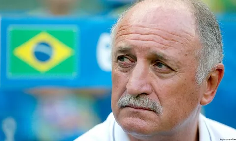 Huấn luyện viên Scolari giải nghệ