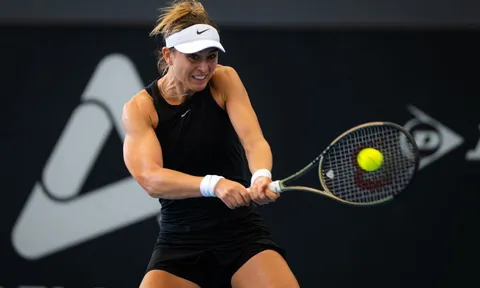 Badosa đứng trước nguy cơ vắng mặt tại Australia Open vì chấn thương đùi