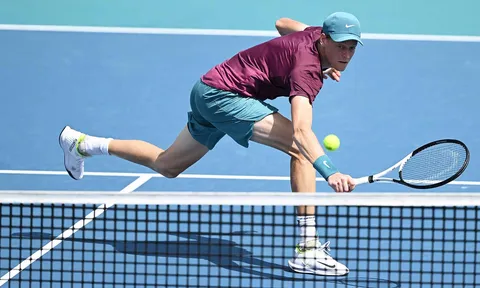 Sinner giành vé đầu tiên vào bán kết Miami Open