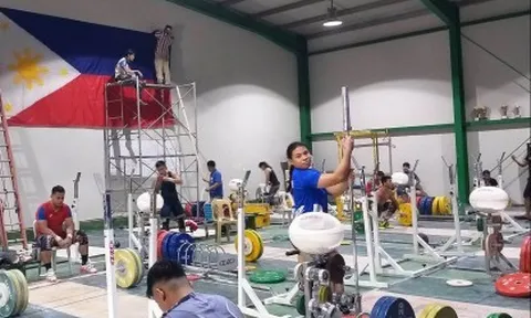 Philippines có 9 vận động viên cử tạ tham dự SEA Games 32