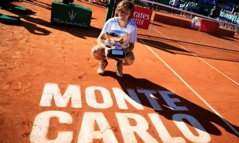Rublev vô địch Monte Carlo - chiến thắng của người không chấp nhận từ bỏ