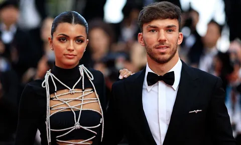 Cô bạn gái đẹp hớp hồn của tay đua Công thức 1 Pierre Gasly