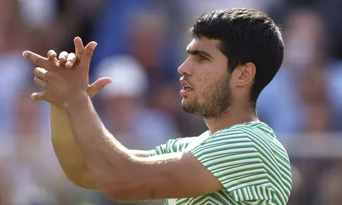 Murray đã giúp Alcaraz vào tứ kết Queen’s Club như thế nào?