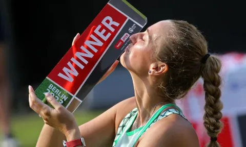 Kvitova vô địch giải Đức mở rộng