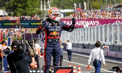 Red Bull lập kỷ lục vô địch 12 vòng đua liên tiếp