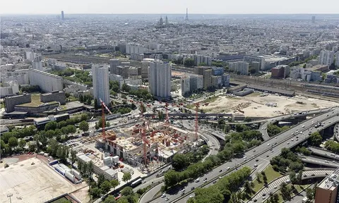 Công nhân xây dựng Nhà thi đấu Olympic Paris đình công đòi quyền lợi