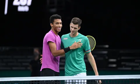 Auger-Aliassime đứng trước cơ hội bảo vệ thành công ngôi vô địch Swiss Indoors