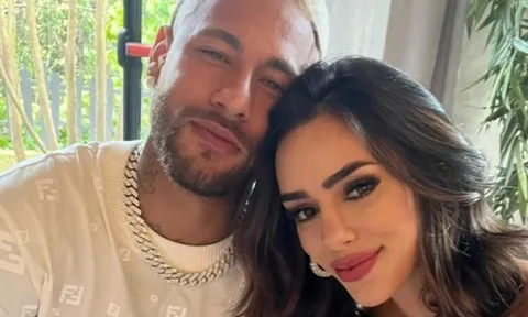 Băng nhóm tội phạm tấn công nhà bạn gái Neymar