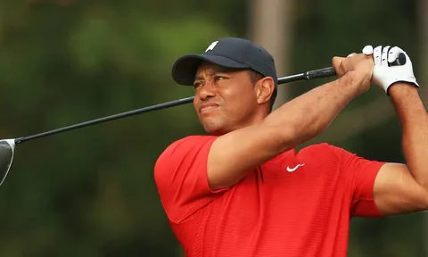 Tiger Woods sắp chia tay Nike sau 27 năm gắn bó