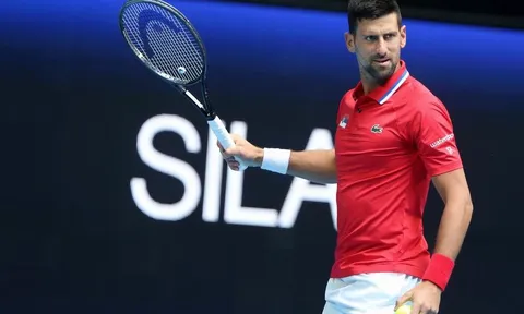 Djokovic đưa Serbia vào Tứ kết United Cup
