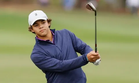 Con trai Tiger Woods tranh suất dự giải PGA Tour