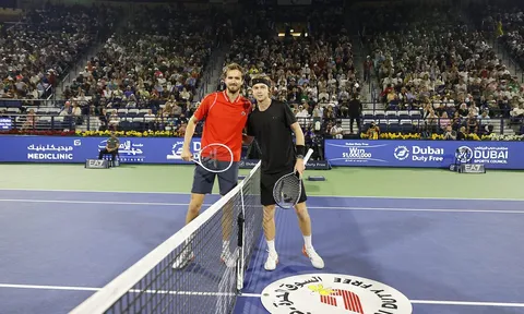 Medvedev và Rublev rủ nhau vào bán kết Dubai Championships 