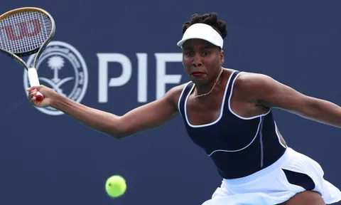 Shnaider thắng Venus Williams ở vòng mở màn Miami Open