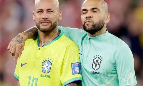 Neymar bác bỏ việc trả giúp tiền bảo lãnh cho Alves