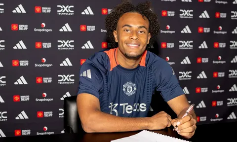 Zirkzee tới Man United với hợp đồng 5 năm