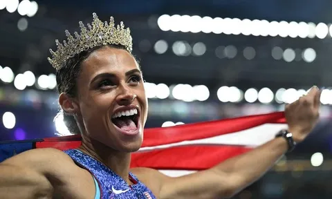 Sydney McLaughlin-Levrone phá kỷ lục thế giới 400m rào nữ