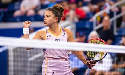 Swiatek và Paolini đi tiếp, Rybakina rút lui tại US Open
