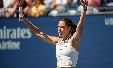 Navarro ngược dòng vào bán kết US Open