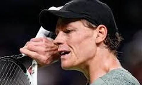 Sinner rút lui khỏi Paris Masters