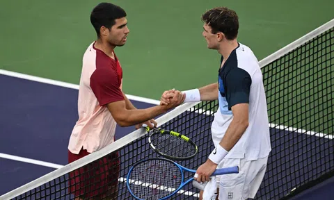 Draper đánh bại Alcaraz ở bán kết Indian Wells