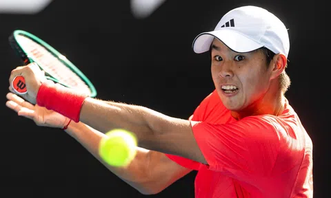 Tien dừng bước sớm, Alcaraz rút khỏi Madrid Open