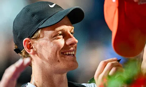 Sinner được chào đón nồng nhiệt khi trở lại sau án phạt doping