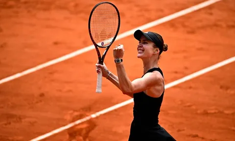 Svitolina hạ Paolini để vào tứ kết Roland Garros