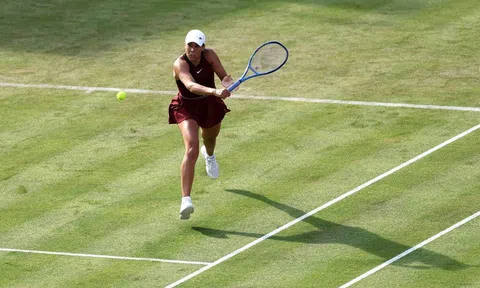 Madison Keys giành vé sớm vào tứ kết Queen's Club Championships