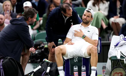Dimitrov rút khỏi US Open 2025 vì chấn thương ngực