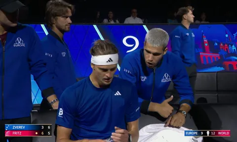 Zverev đánh mất chức vô địch Laver Cup của đội châu Âu vì không nghe Alcaraz? 