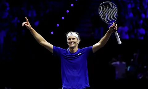 Zverev cán mốc 50 trận thắng trong năm