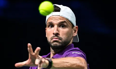 Dimitrov trở lại ấn tượng tại Paris Masters