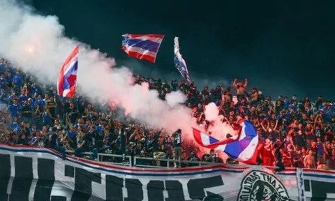 Cổ động viên bóng đá Thái Lan tuyên bố không vào sân vận động cổ vũ đội nhà trong các trận đấu tại SEA Games