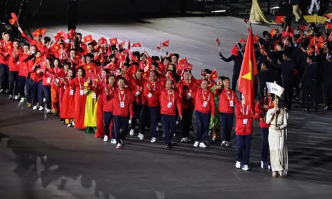 Khai mạc SEA Games 33 - Lung linh đại tiệc ánh sáng 