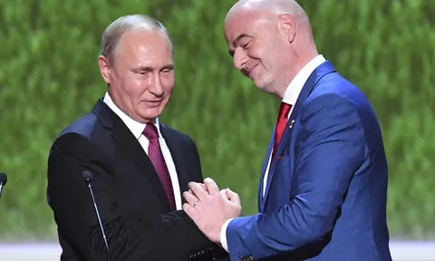Chủ tịch FIFA Gianni Infantino: “Lệnh cấm vận kéo dài đối với Bóng đá Nga chẳng đạt được gì mà chỉ khoét sâu thêm hận thù”