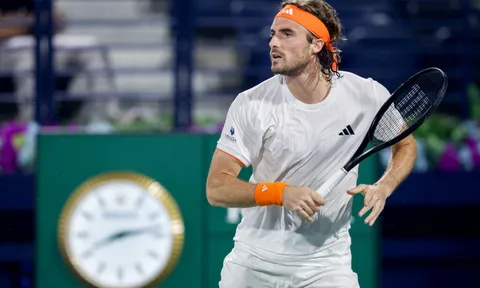 Ugo Humbert biến Tsitsipas thành cựu vô địch