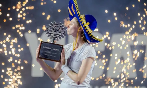 Bucsa lập cú đúp danh hiệu tại Merida